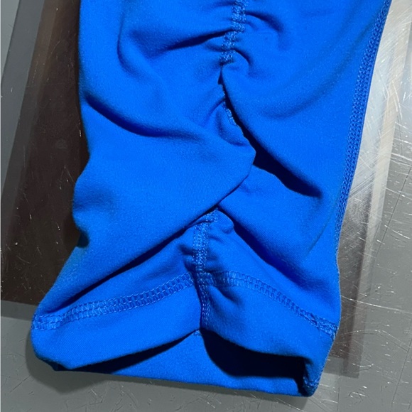 Yogalicious Blue Gathered Ankle Cropped Leggings Size Small - Picture 6 of 8